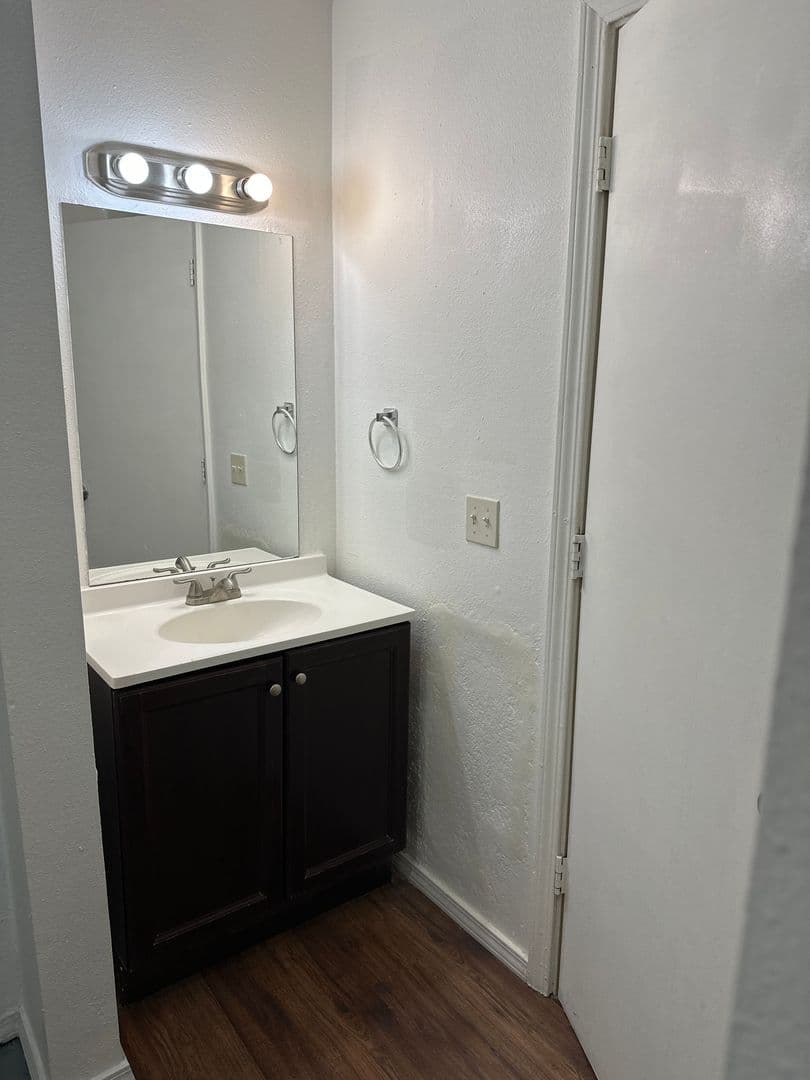 Branson Apartment: 2849 Gretna Road