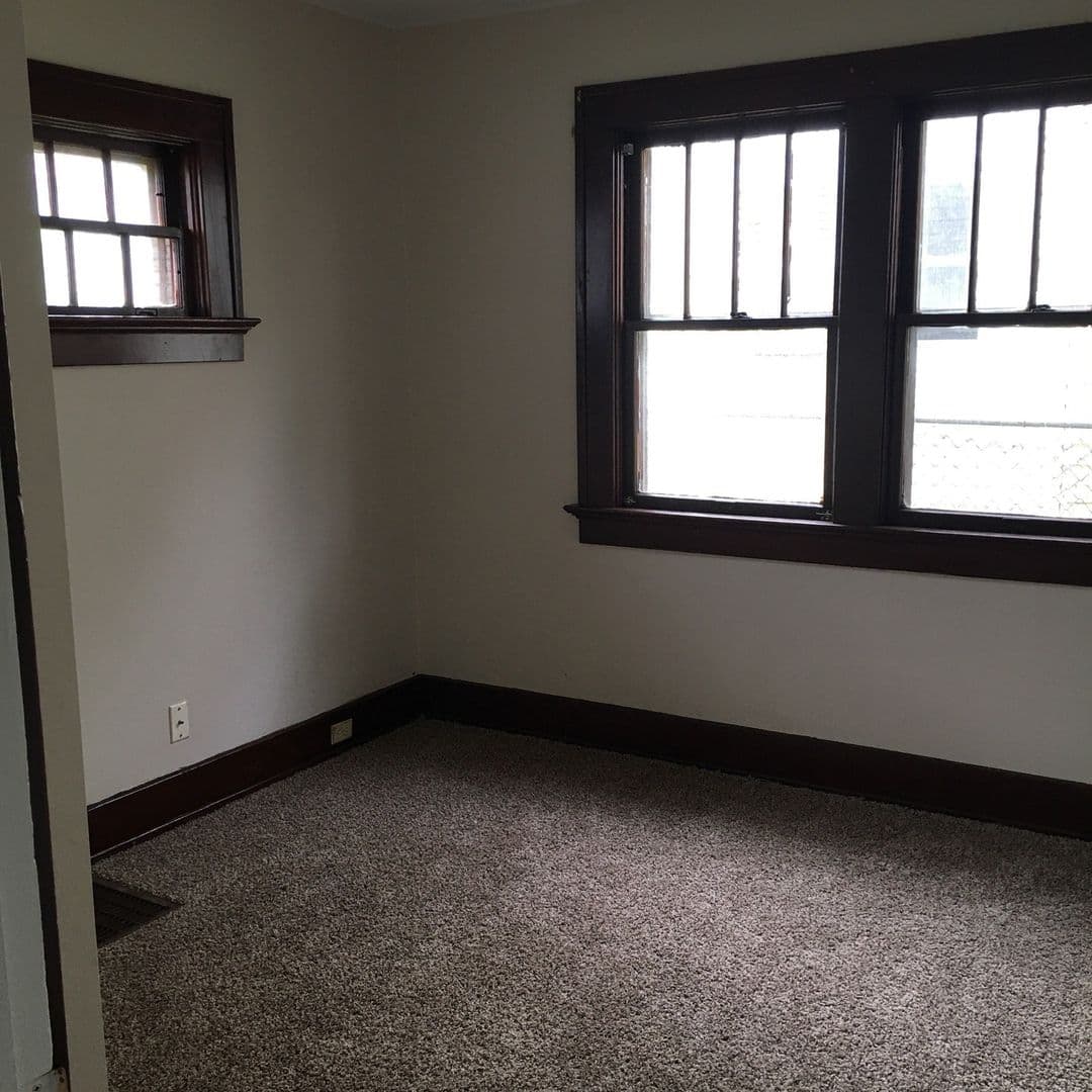 Fort Wayne House: 3222 Winter St