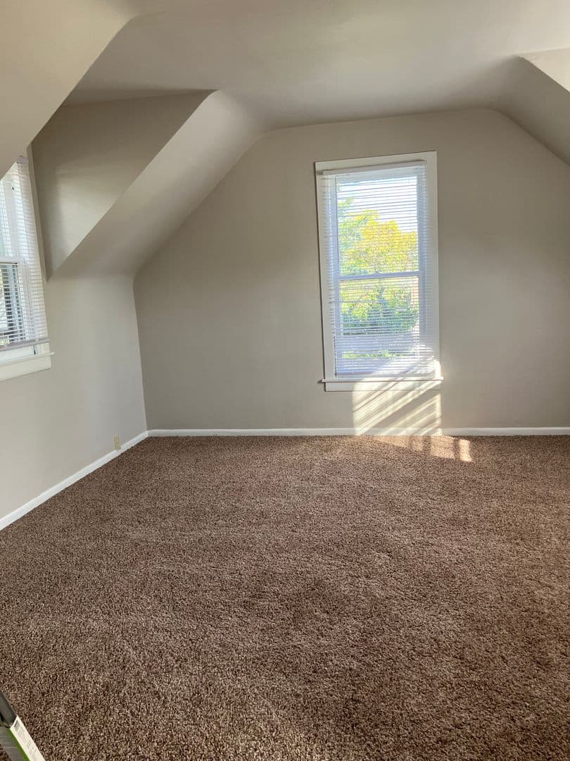 Fort Wayne Apartment: 357 French Ave