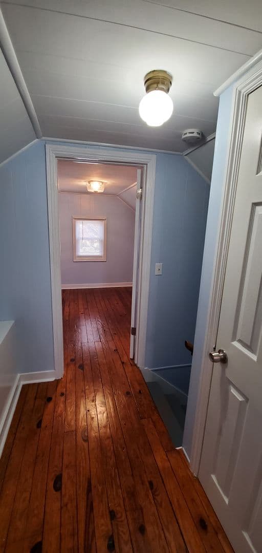 Louisville House: 848 Reading Rd