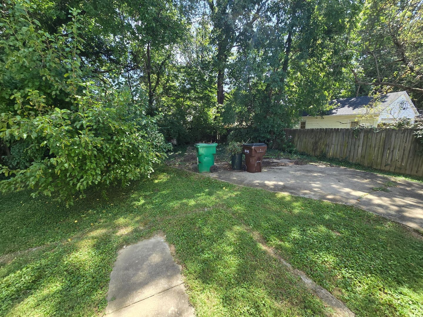 Louisville House: 3932 Kennison Avenue