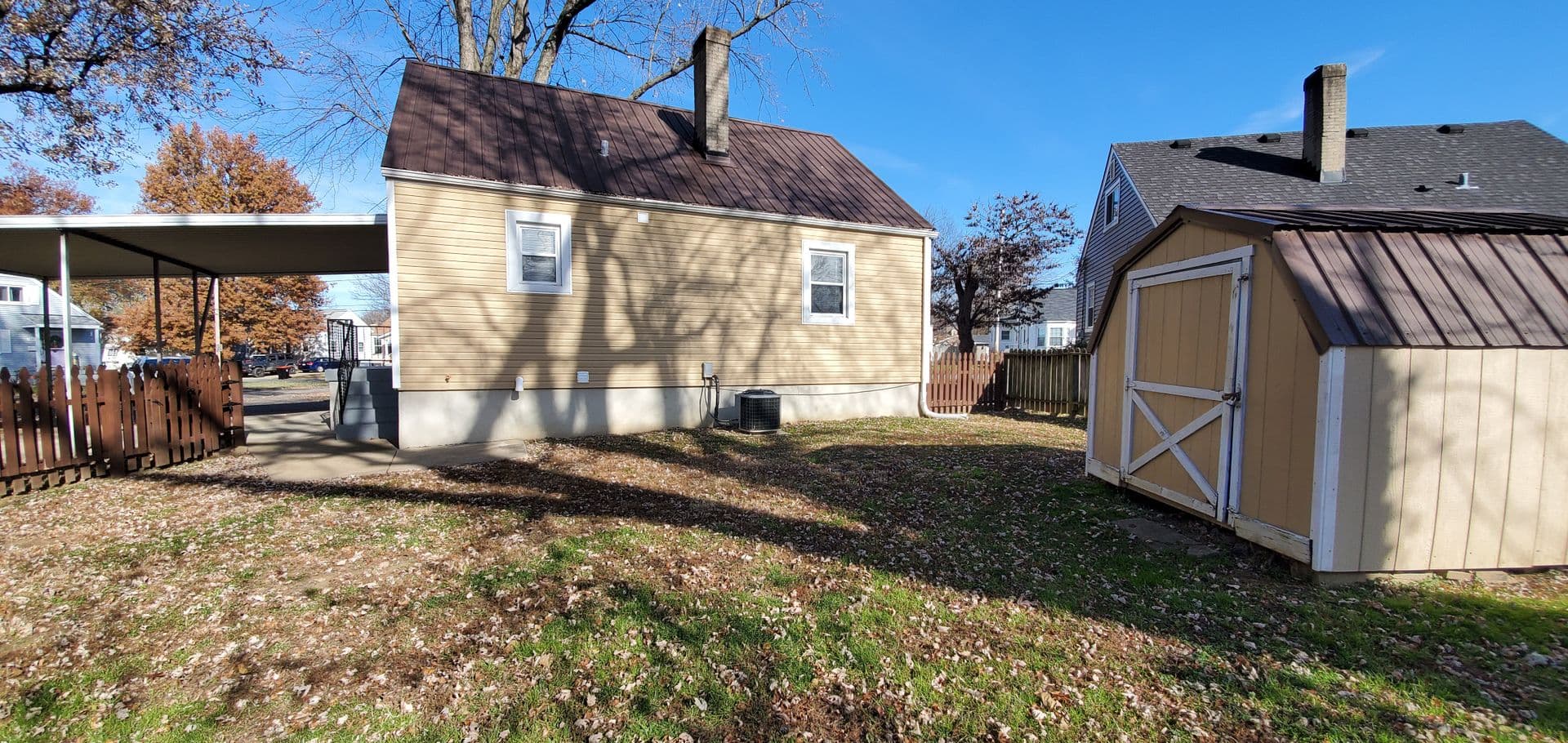 Louisville House: 848 Reading Rd