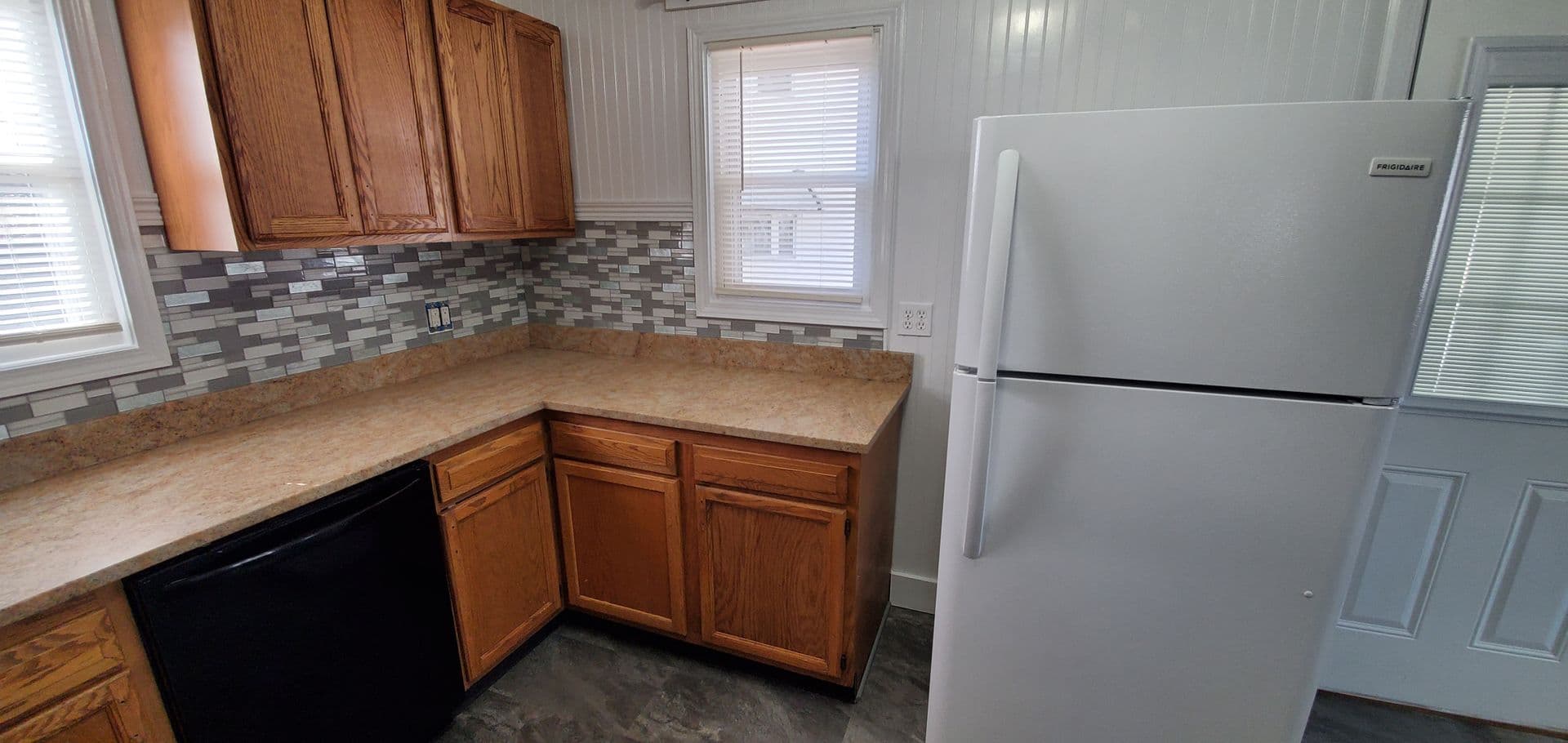 Louisville House: 848 Reading Rd