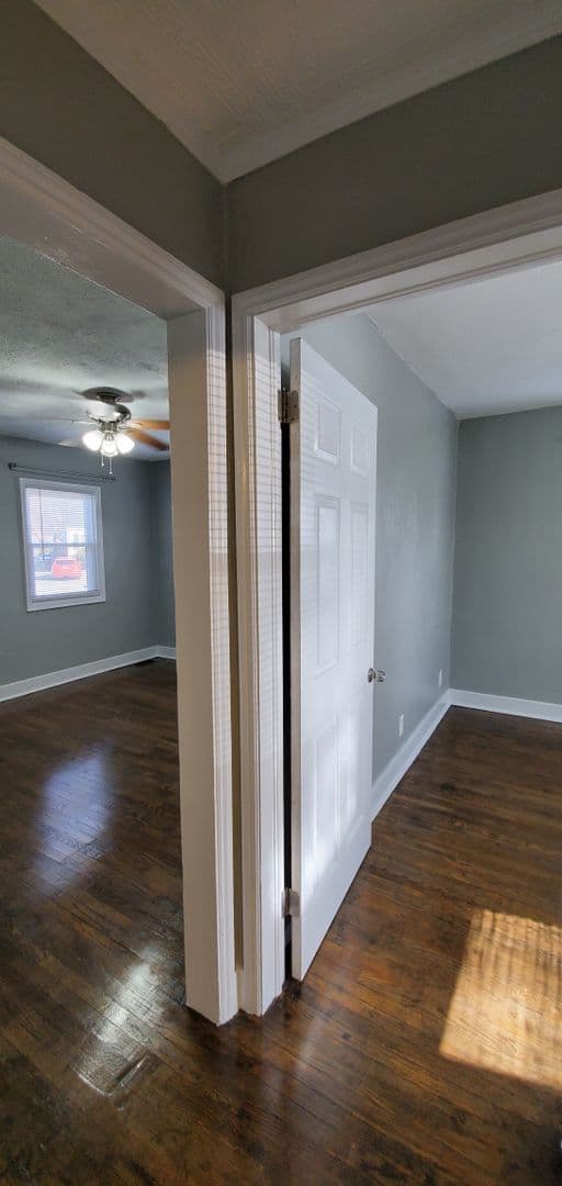 Louisville House: 848 Reading Rd