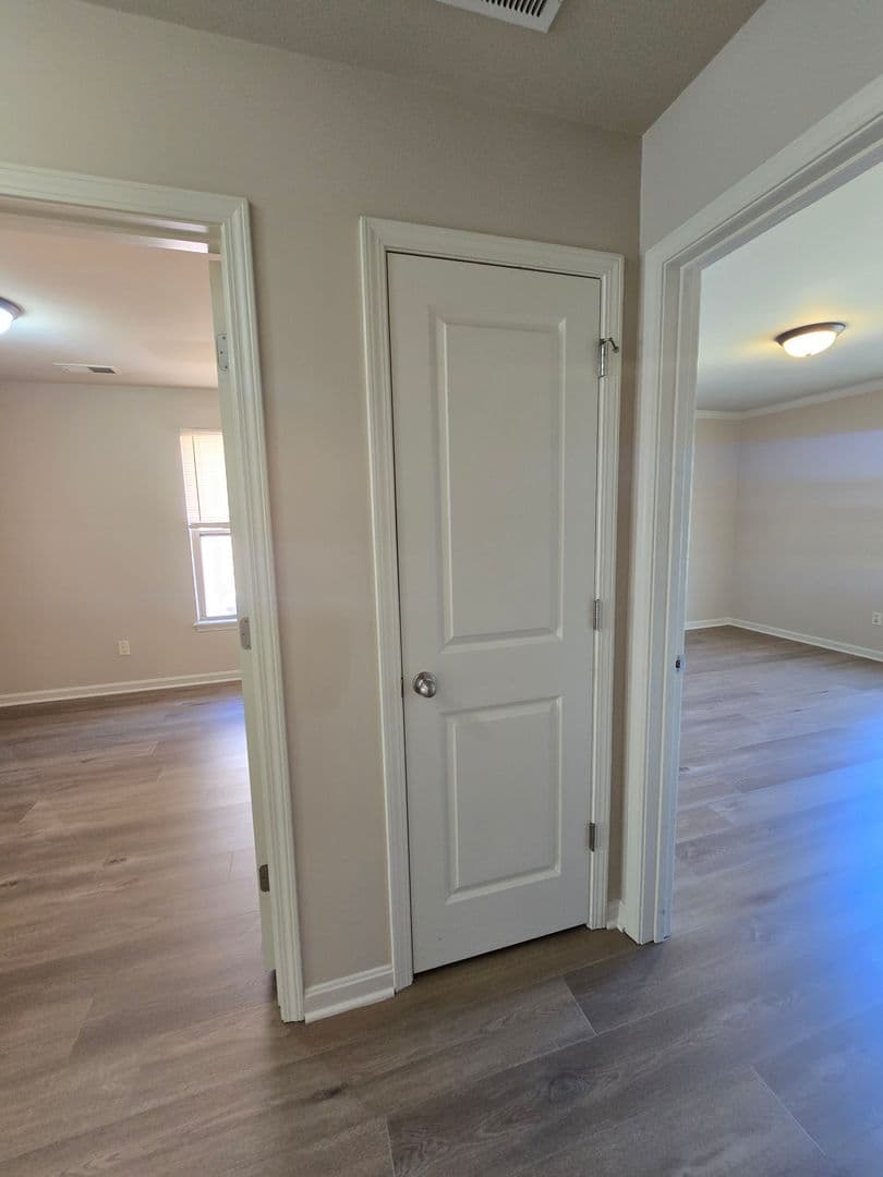 Louisville Apartment: 409-415 Rosewood Ct.