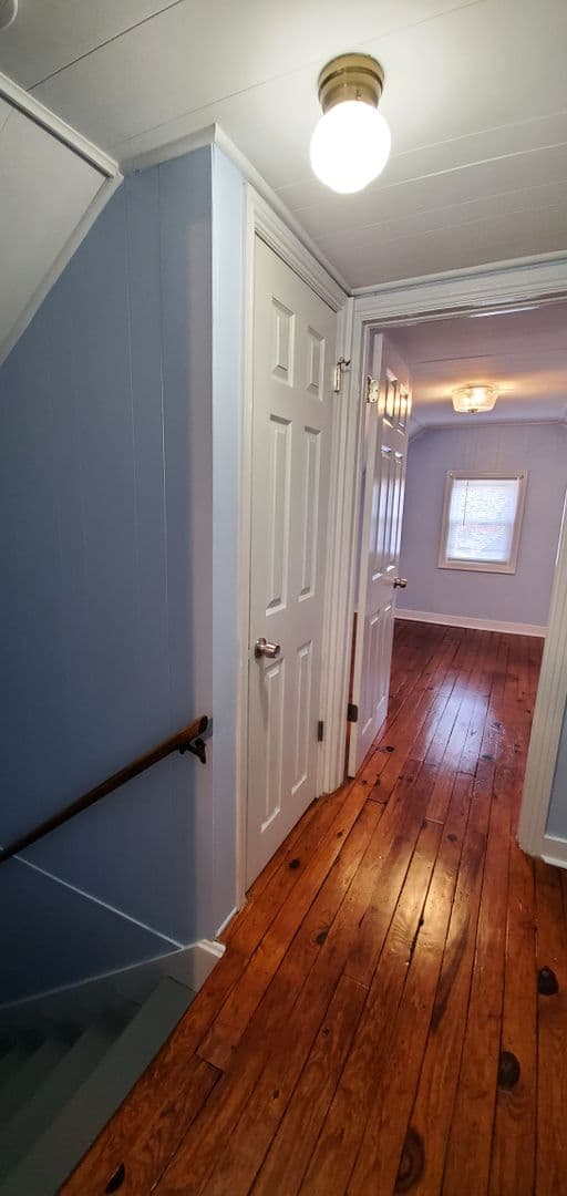 Louisville House: 848 Reading Rd