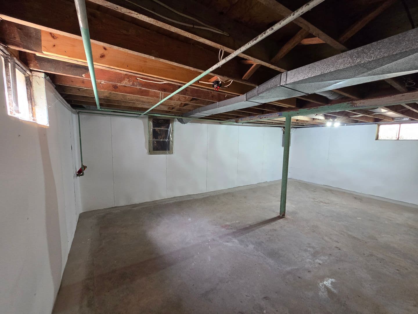 Louisville House: 3932 Kennison Avenue