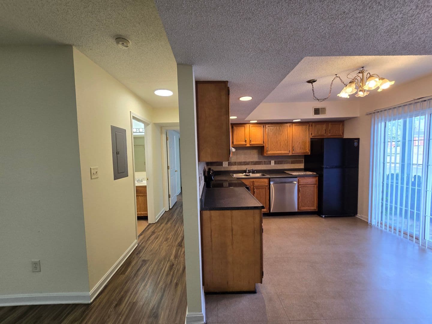 Louisville Apartment: 6418 Venango Dr.