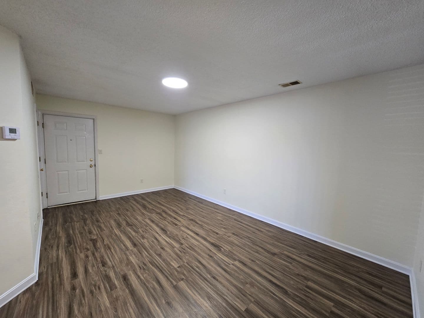 Louisville Apartment: 6418 Venango Dr.