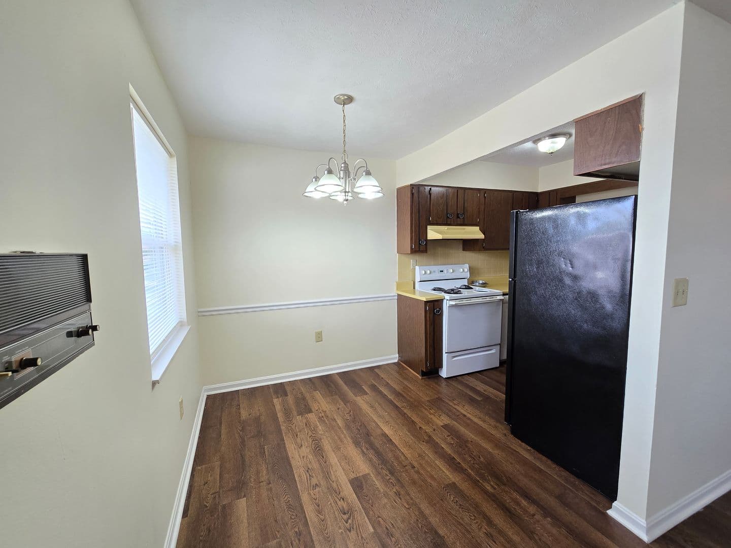 Louisville Apartment: 3212 Springfield Dr