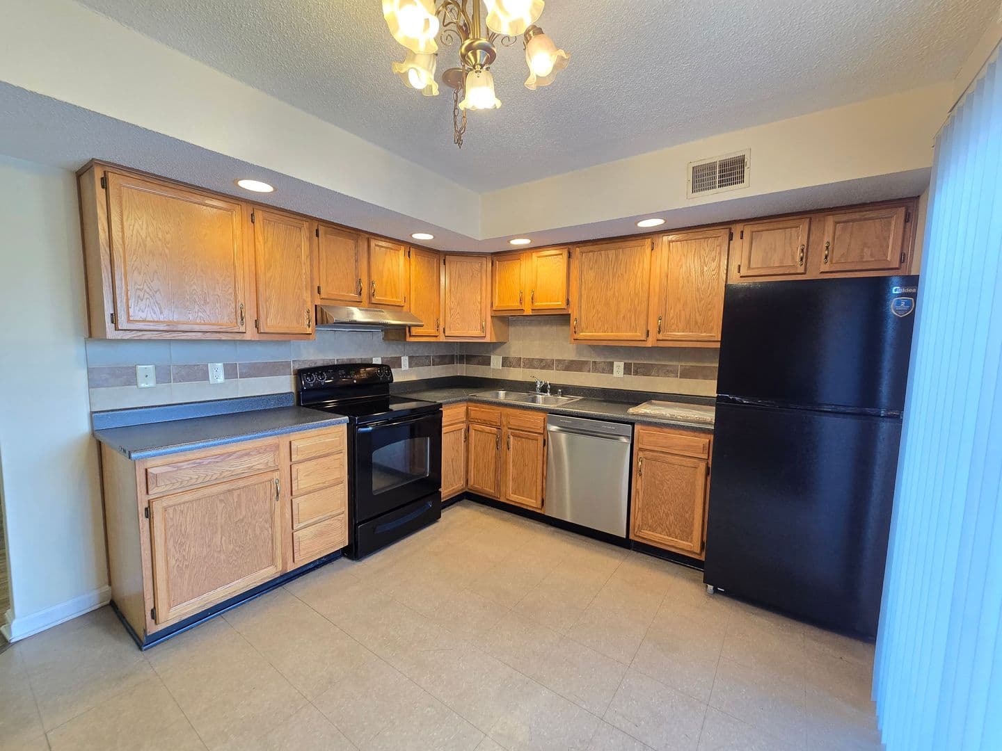 Louisville Apartment: 6418 Venango Dr.