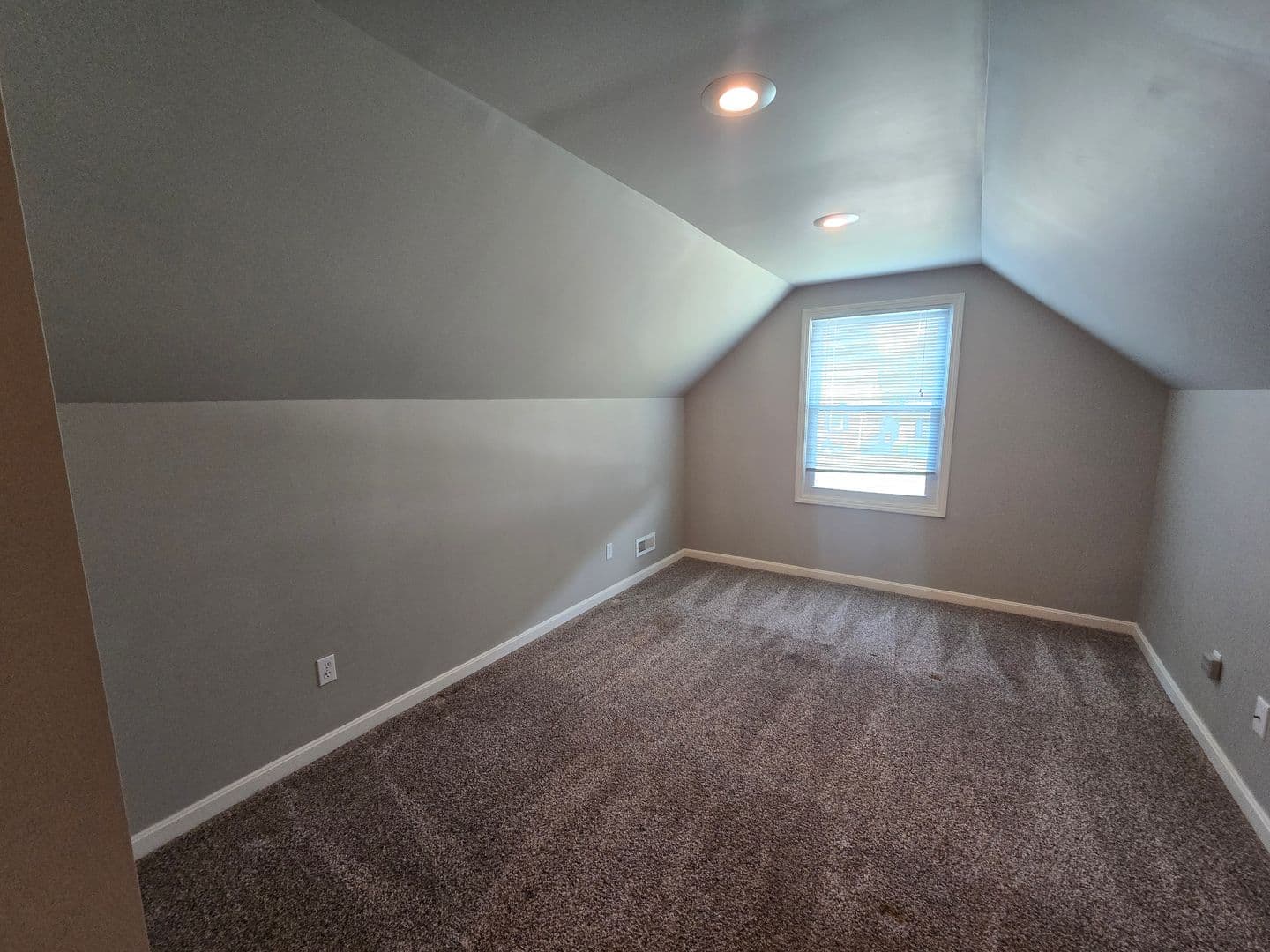 Louisville House: 3932 Kennison Avenue