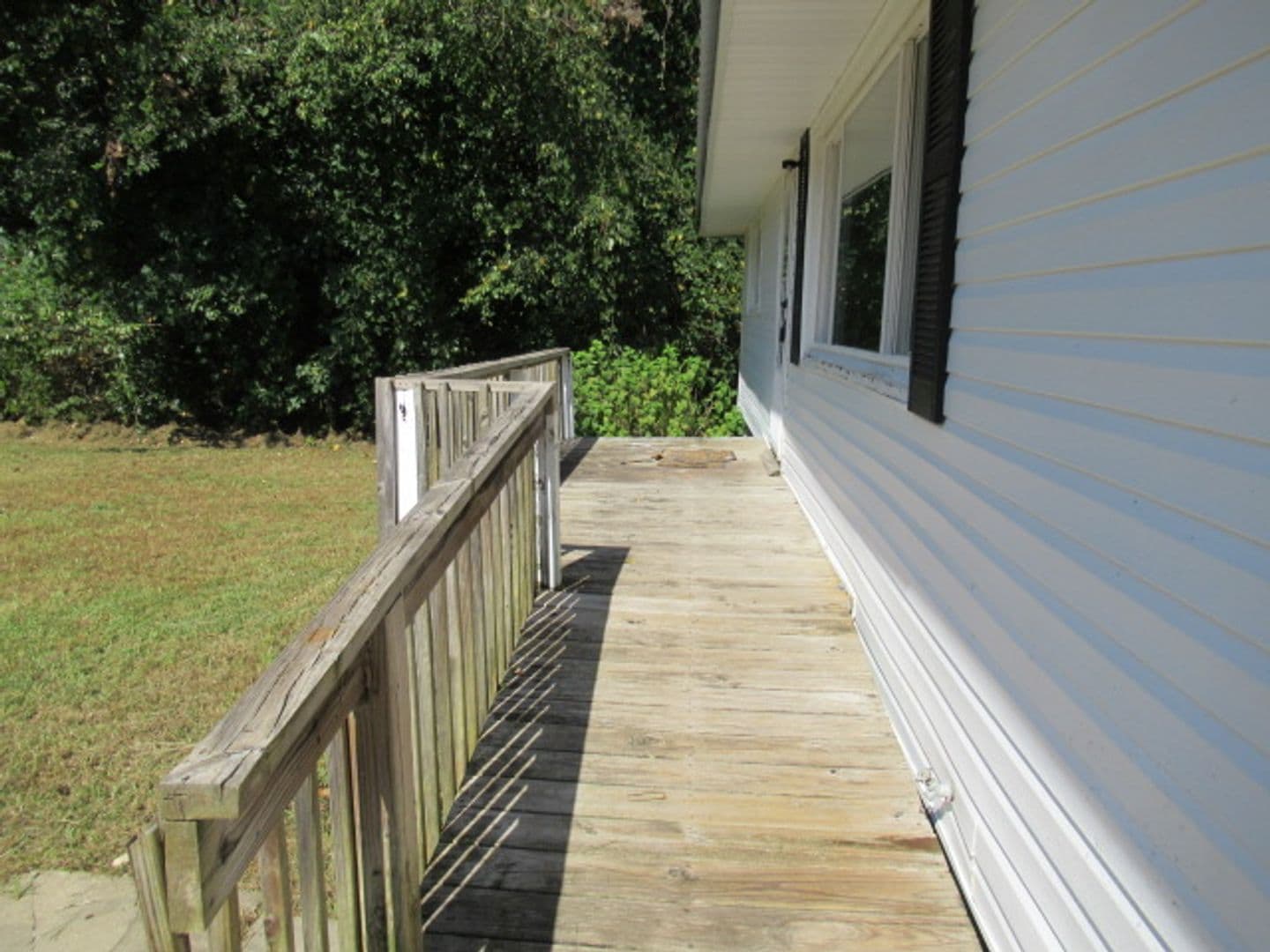 Carrollton House: 36 Armstrong Dr.