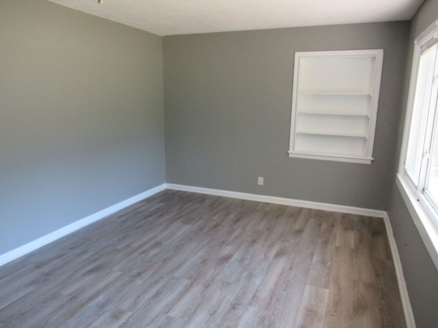Carrollton House: 36 Armstrong Dr.