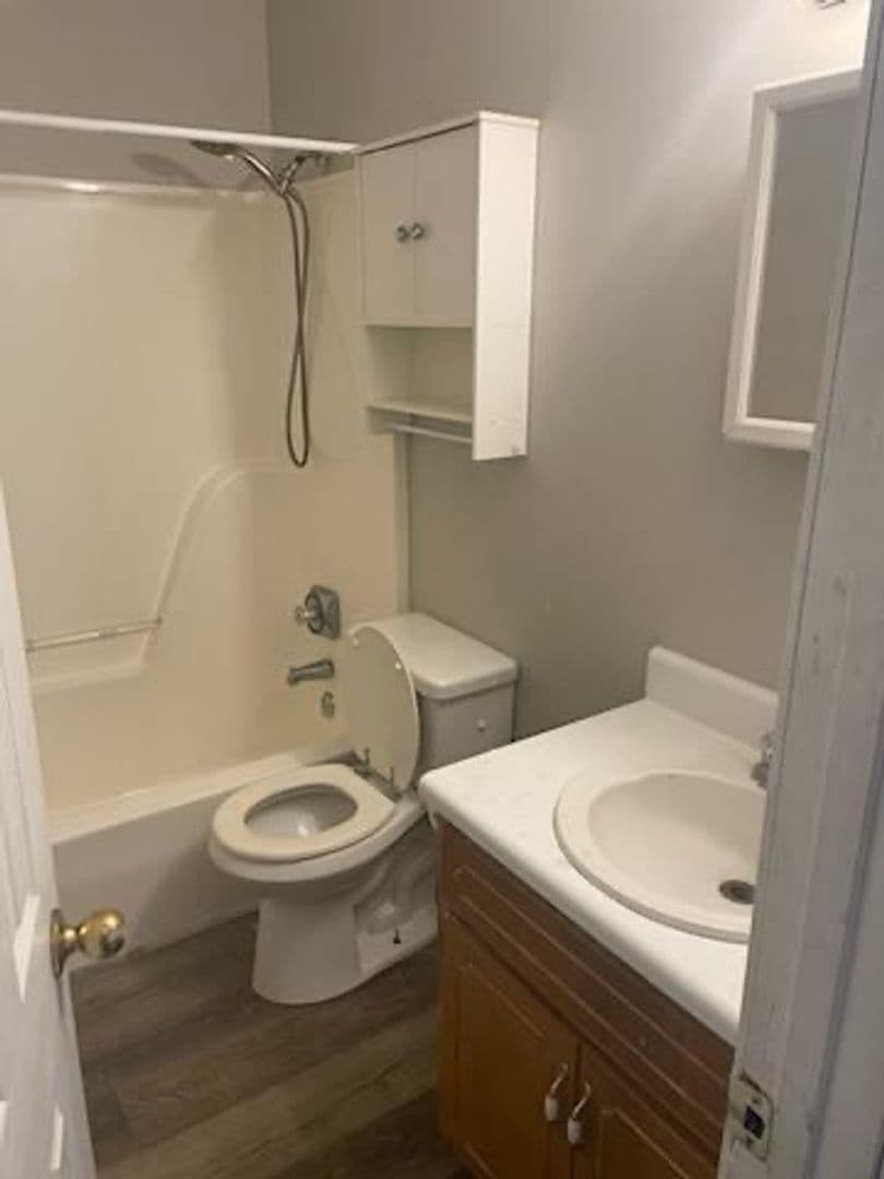 Bremen House: 121 Unit 2 Marchman St