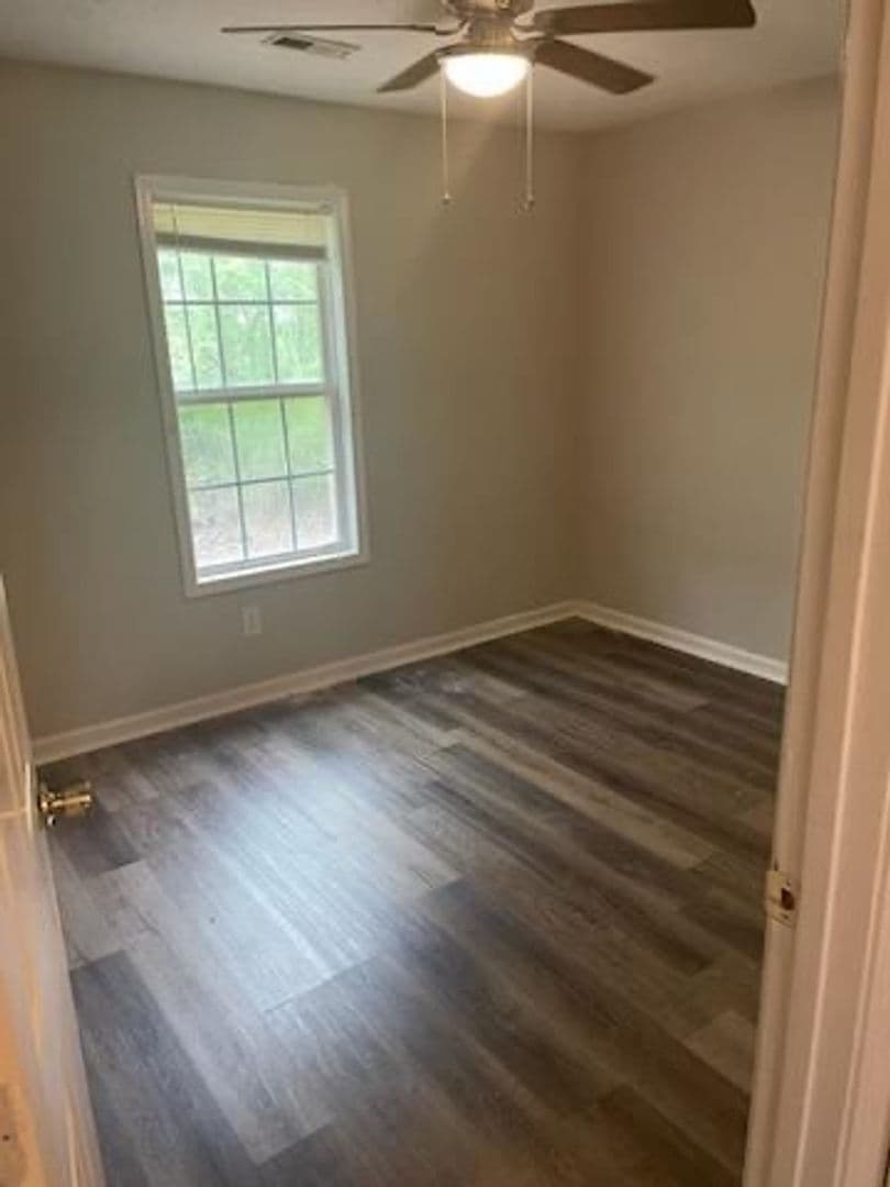Bremen House: 121 Unit 2 Marchman St