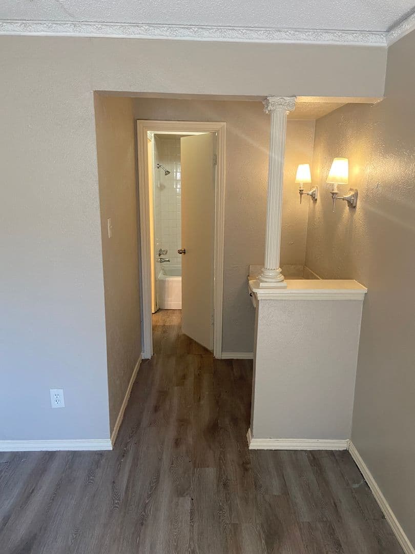 DESOTO House: 1314 HANNA CIRCLE