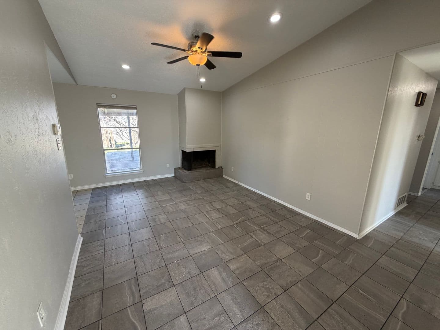 MESQUITE House: 315	PALDAO DR