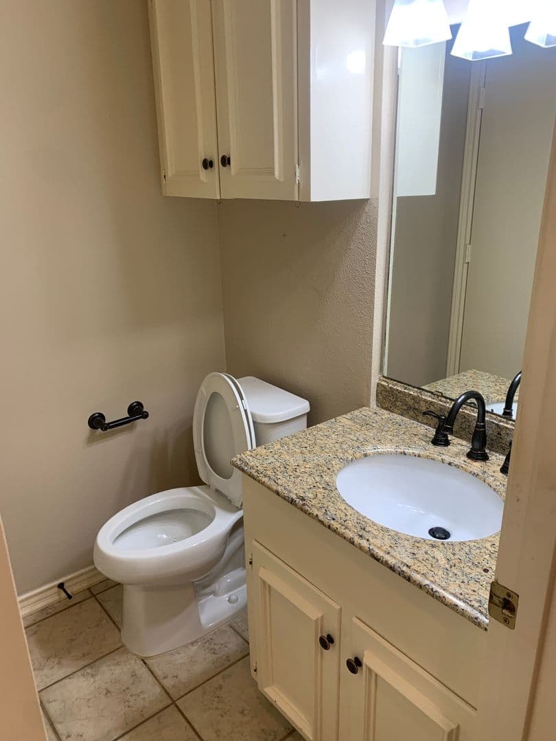 GARLAND House: 209 BELLMEADE DRIVE