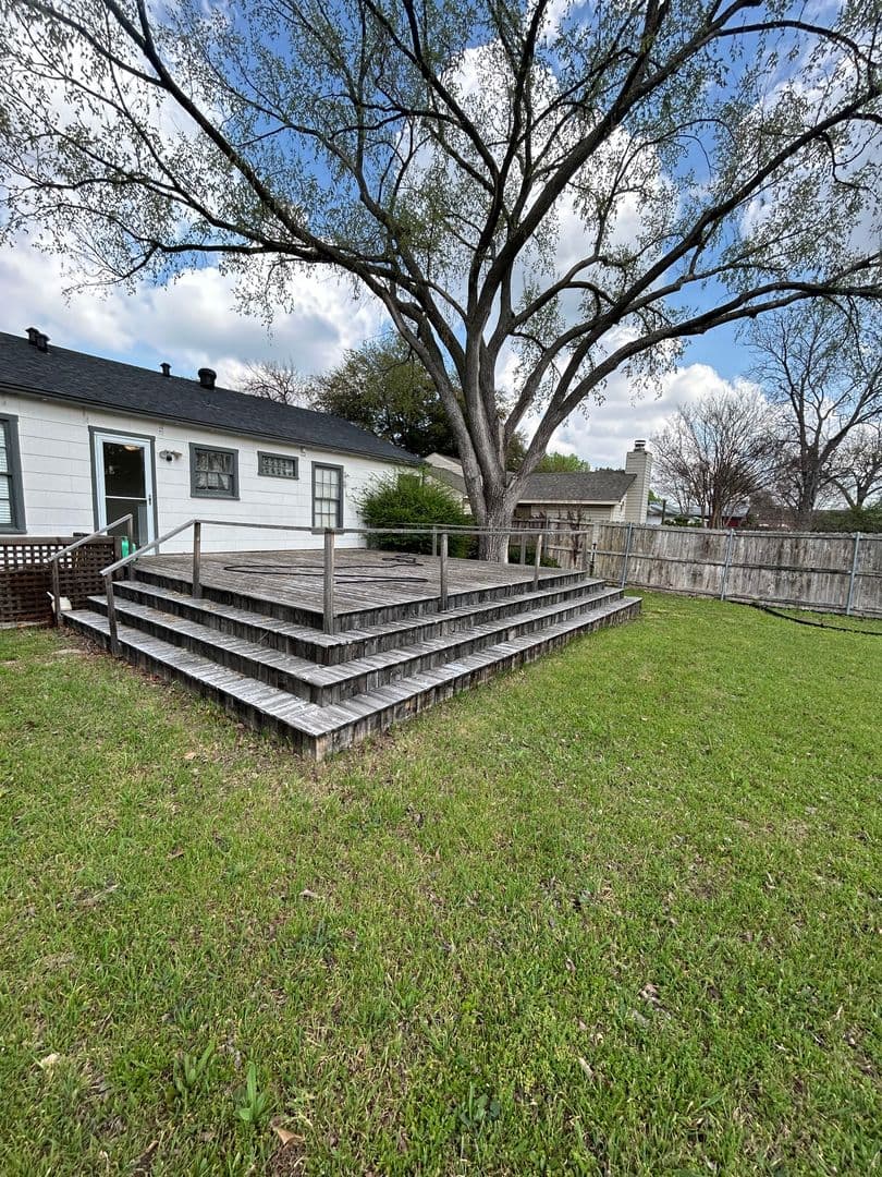 DALLAS House: 1255 SAN PATRICIO DR