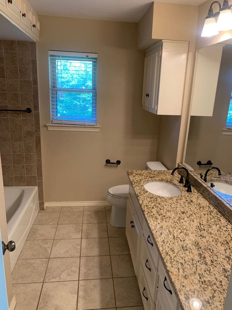 GARLAND House: 209 BELLMEADE DRIVE
