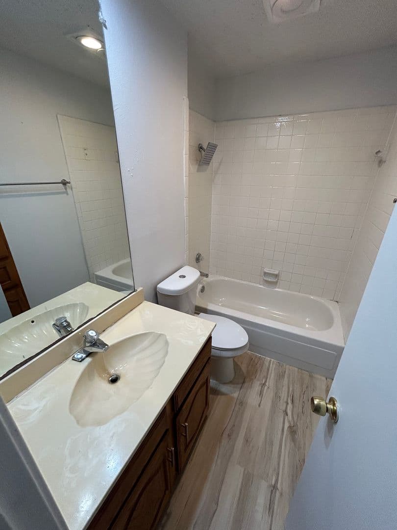 GARLAND House: 3712 PULSAR DR