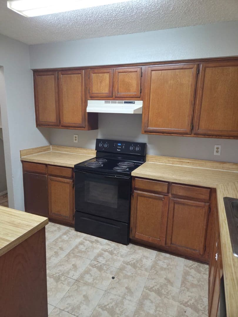 SACHSE Apartment: 5510 BROOKVIEW COURT