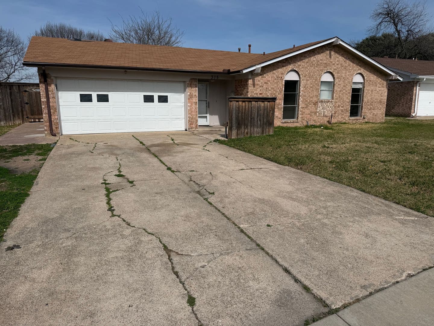 MESQUITE House: 315	PALDAO DR