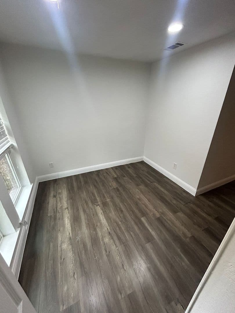 GARLAND House: 2905 SPRING BROOK DR