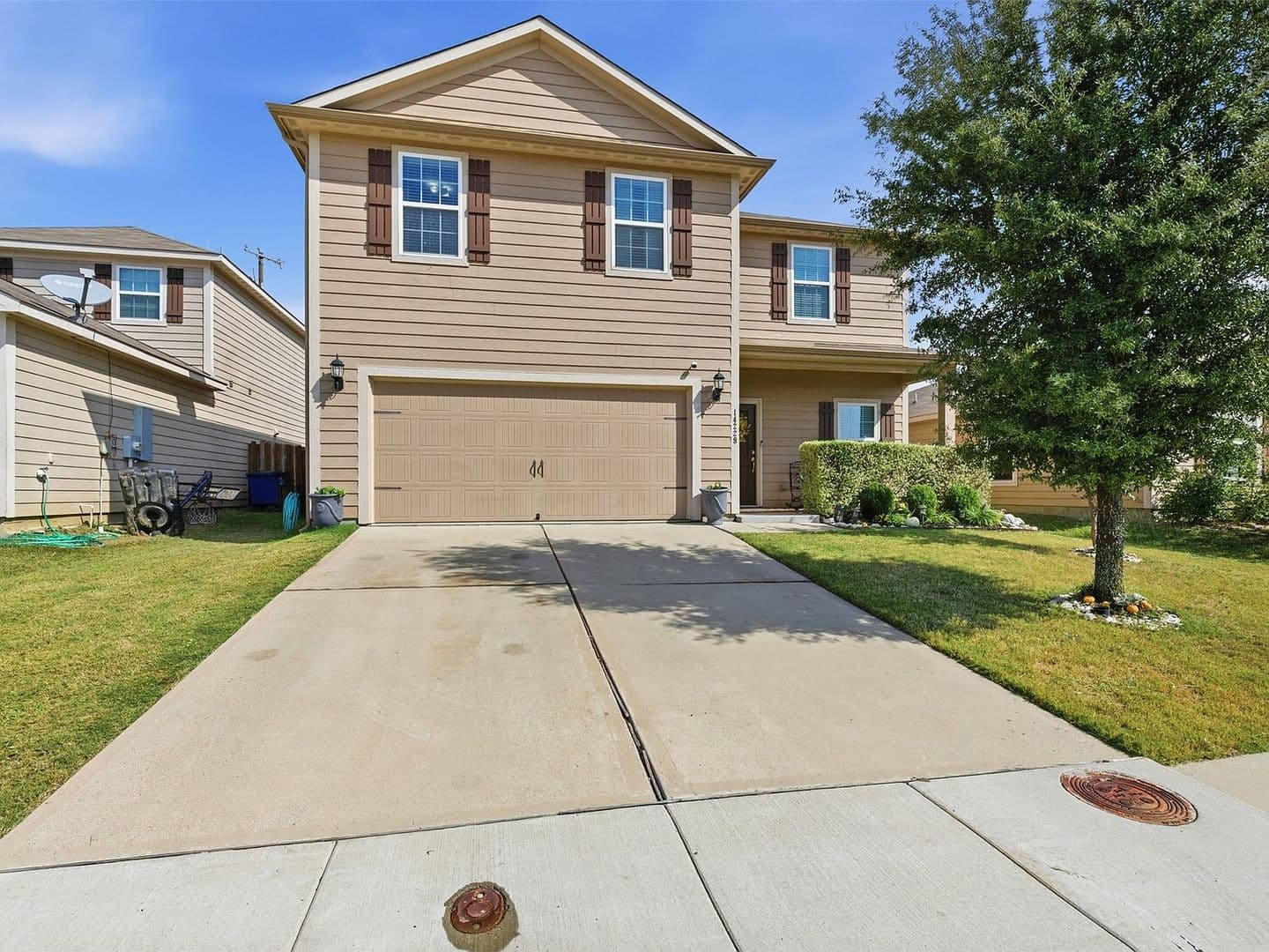 DALLAS House: 14112 INDIAN WELLS RD