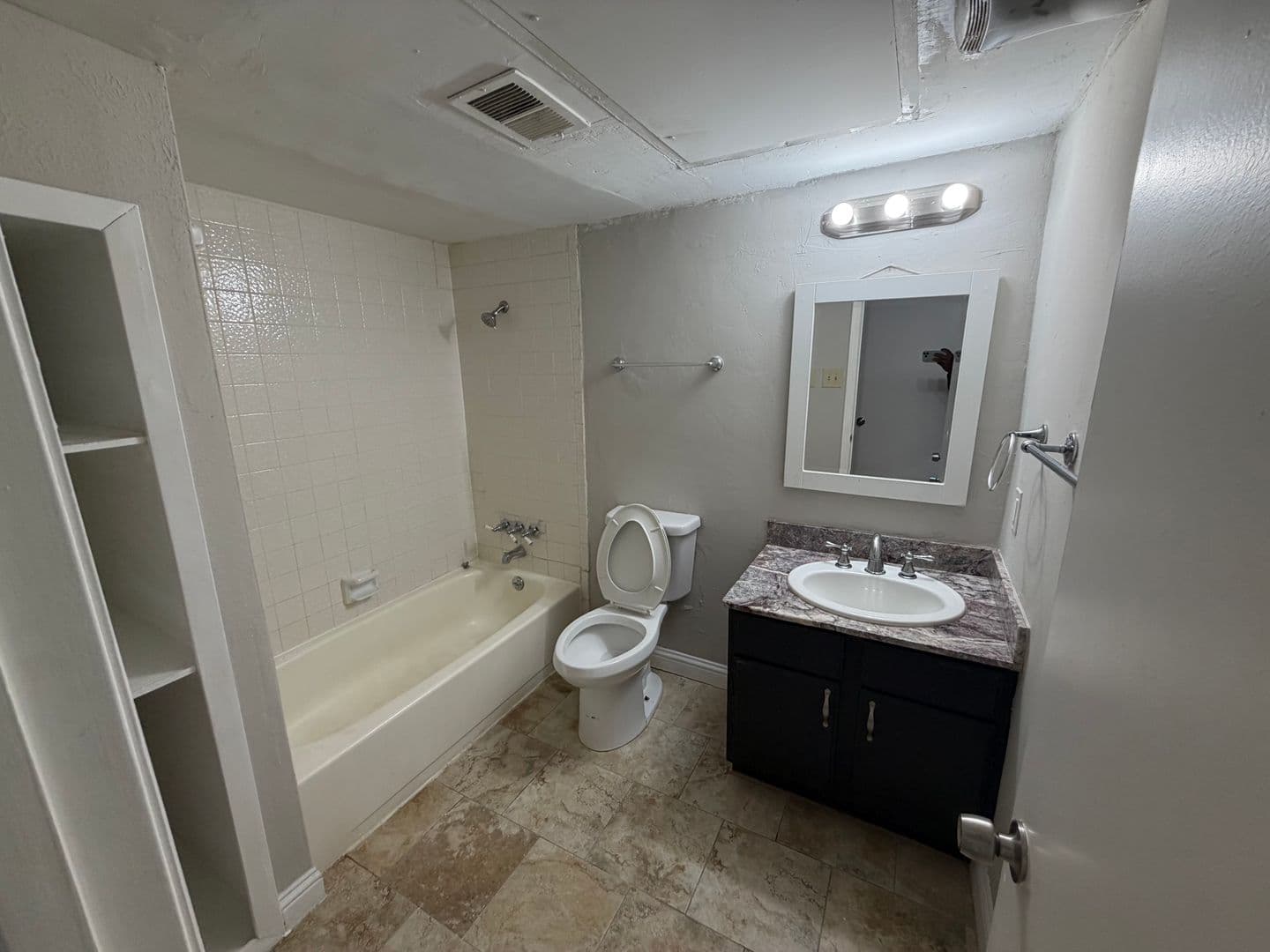 DALLAS House: 5829 PHOENIX DR