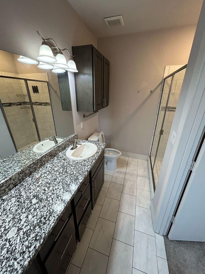 DALLAS Apartment: 212 STELLARIGA PL