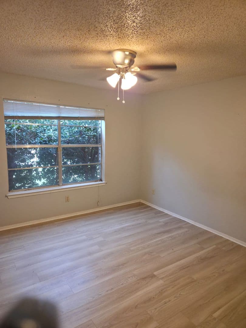 SACHSE Apartment: 5510 BROOKVIEW COURT