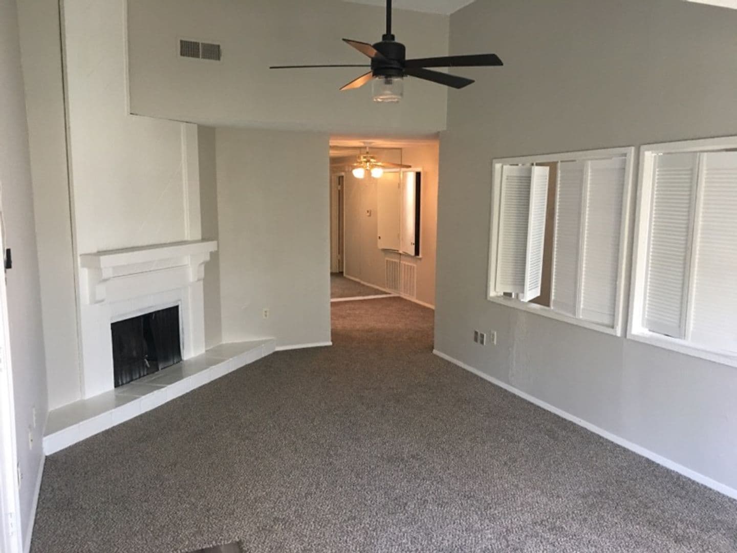 DALLAS House: 9696 WALNUT ST