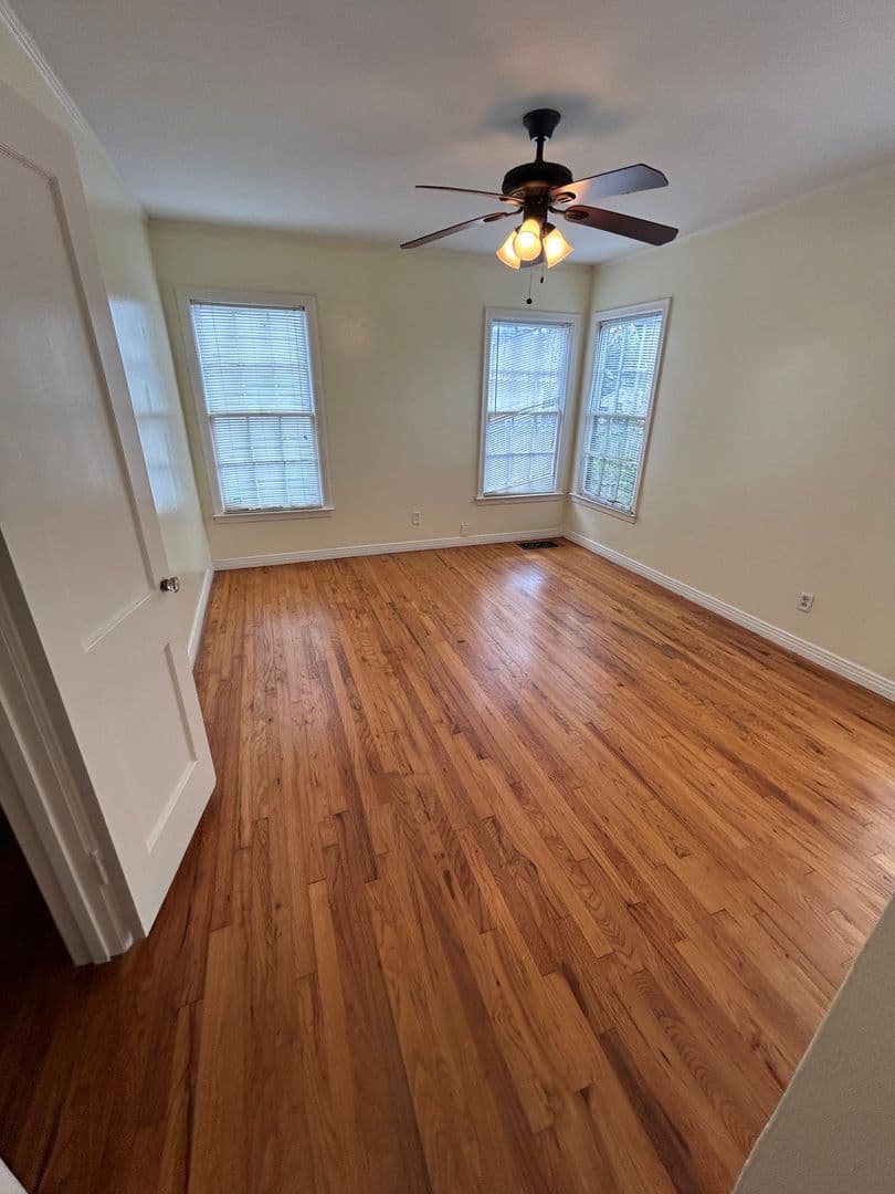DALLAS House: 1255 SAN PATRICIO DR