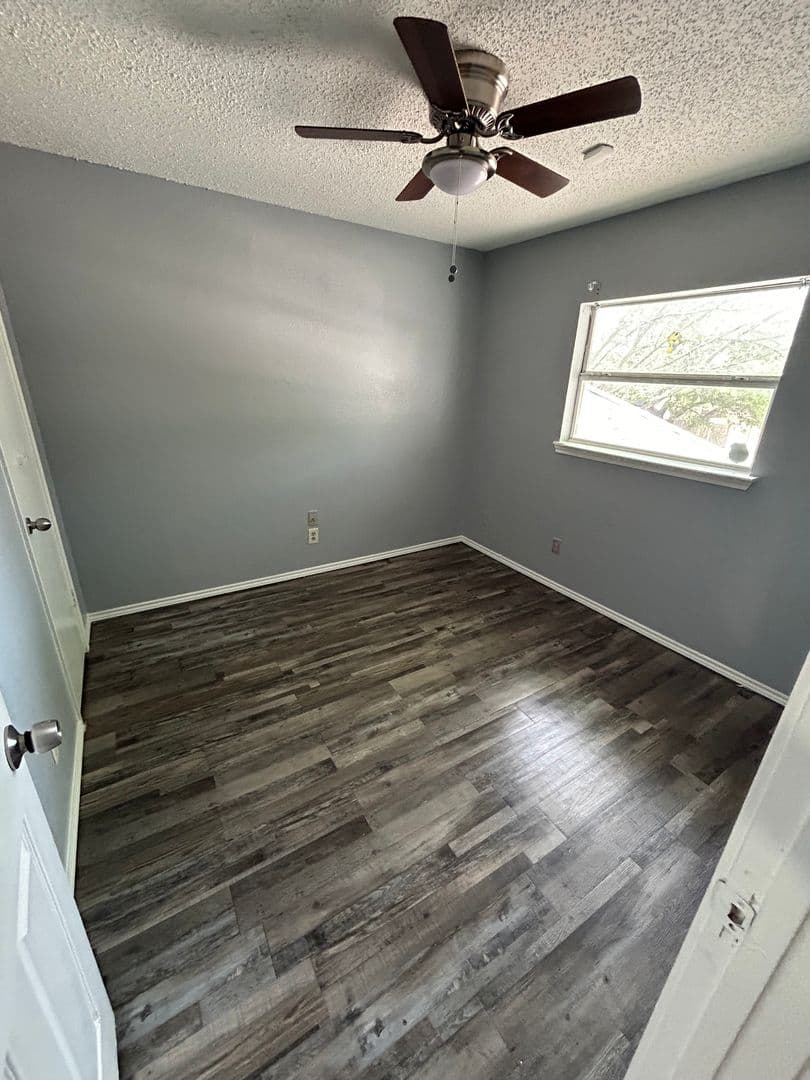 GRAND PRAIRIE House: 2648 PINTA CIR