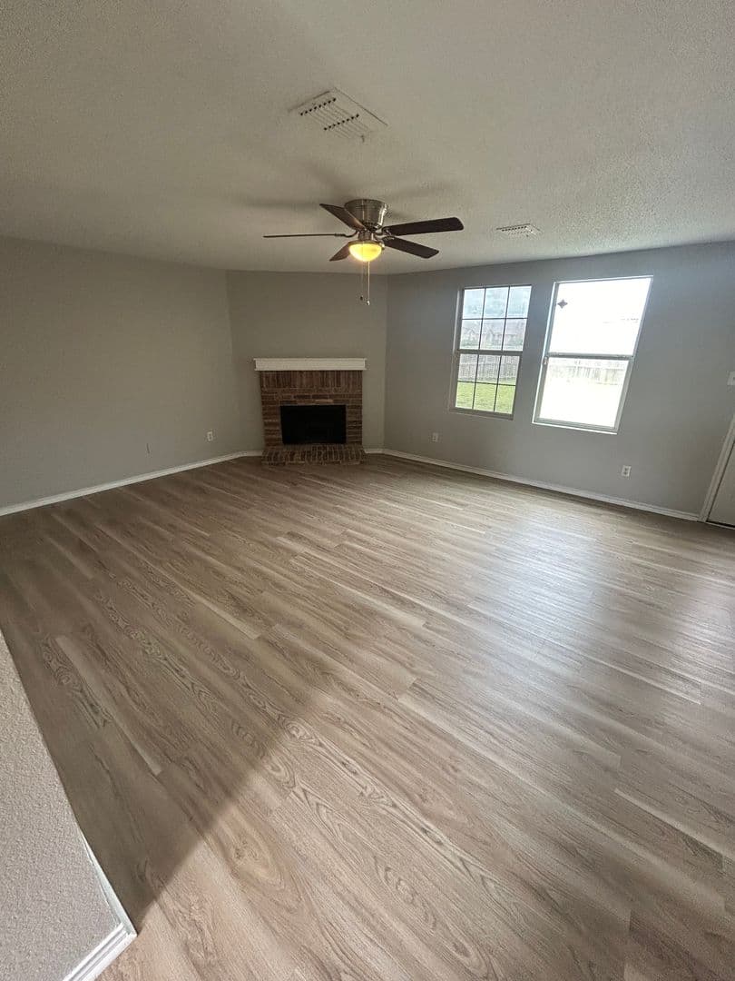 LANCASTER House: 1253 TALL GRASS DR