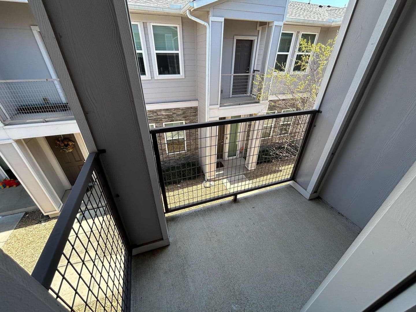 DALLAS Apartment: 212 STELLARIGA PL