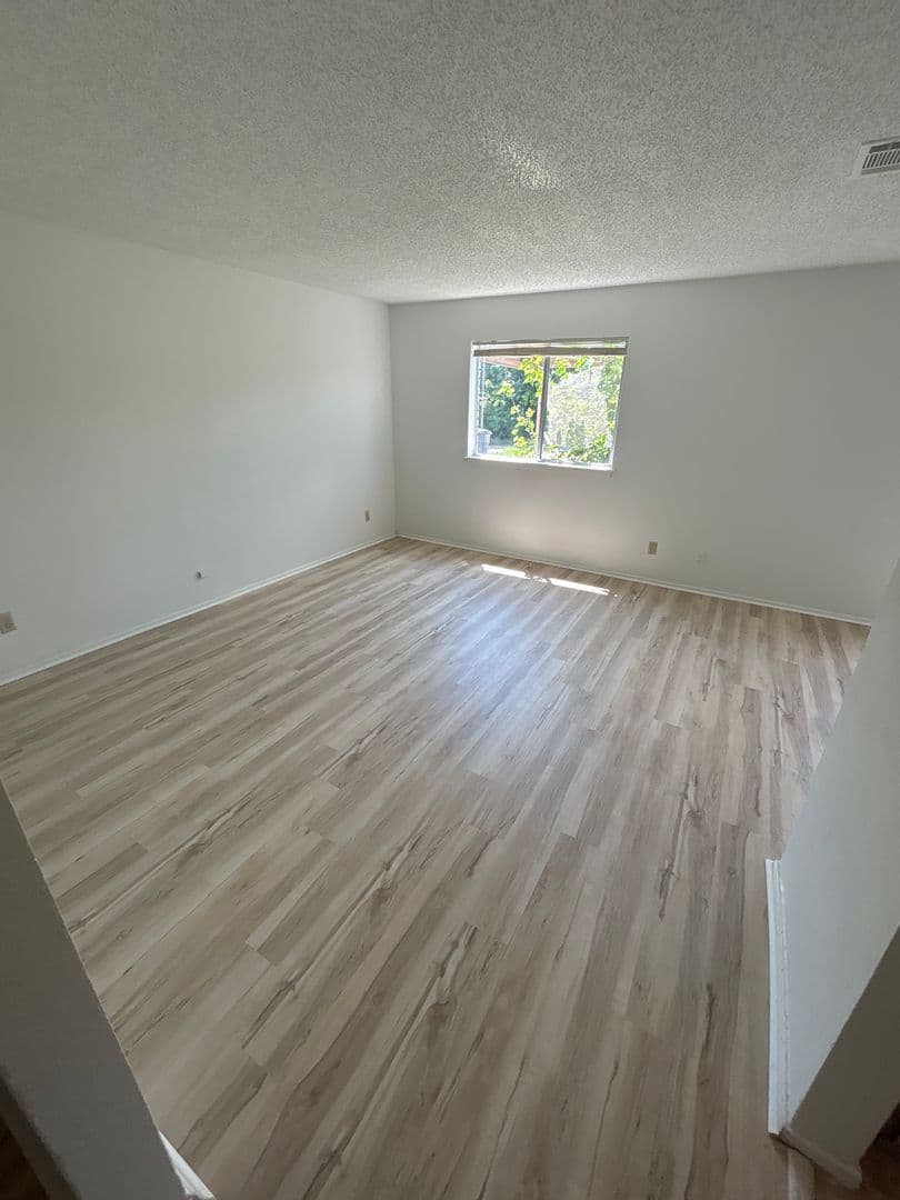 SACHSE Apartment: 5510 BROOKVIEW COURT