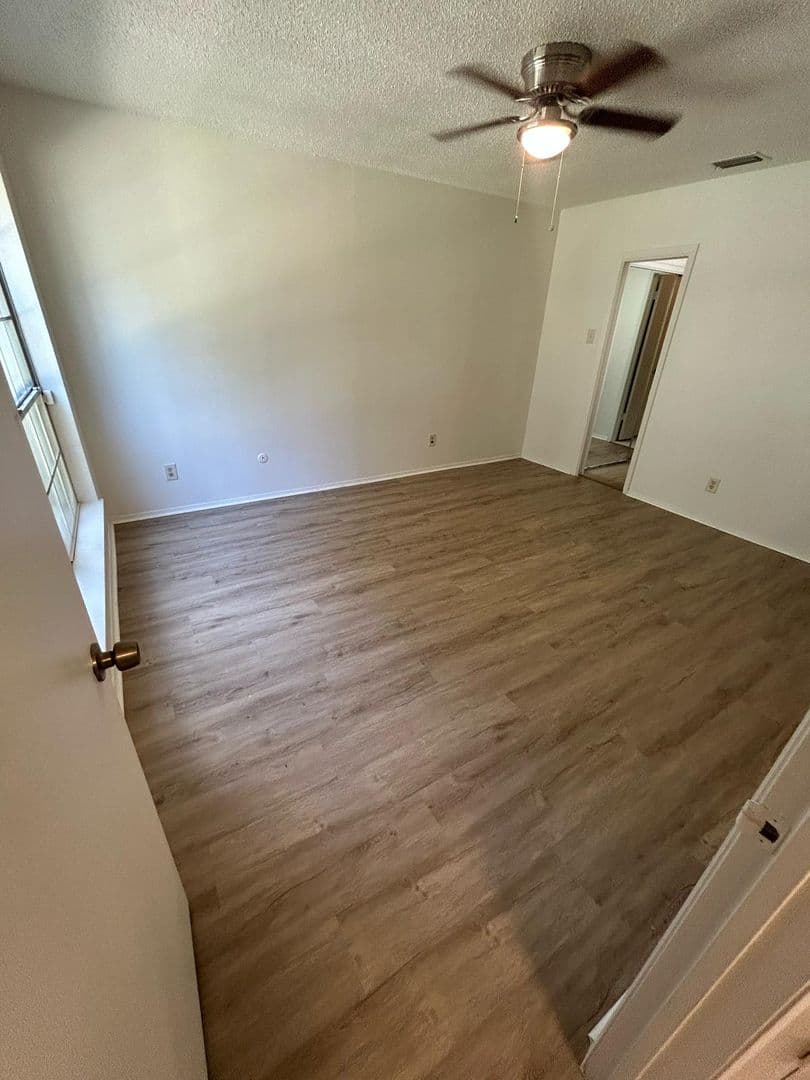 DALLAS House: 5981 ARAPAHO RD APT 1507