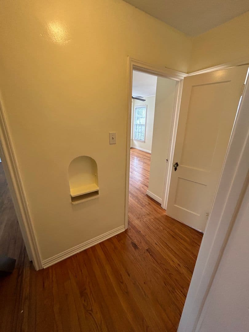 DALLAS House: 1255 SAN PATRICIO DR