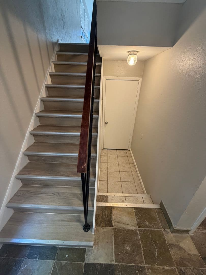DALLAS House: 5829 PHOENIX DR