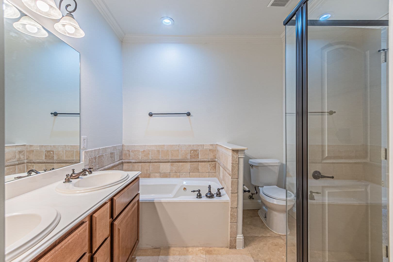 DALLAS Apartment: 2316  STUTZ DR