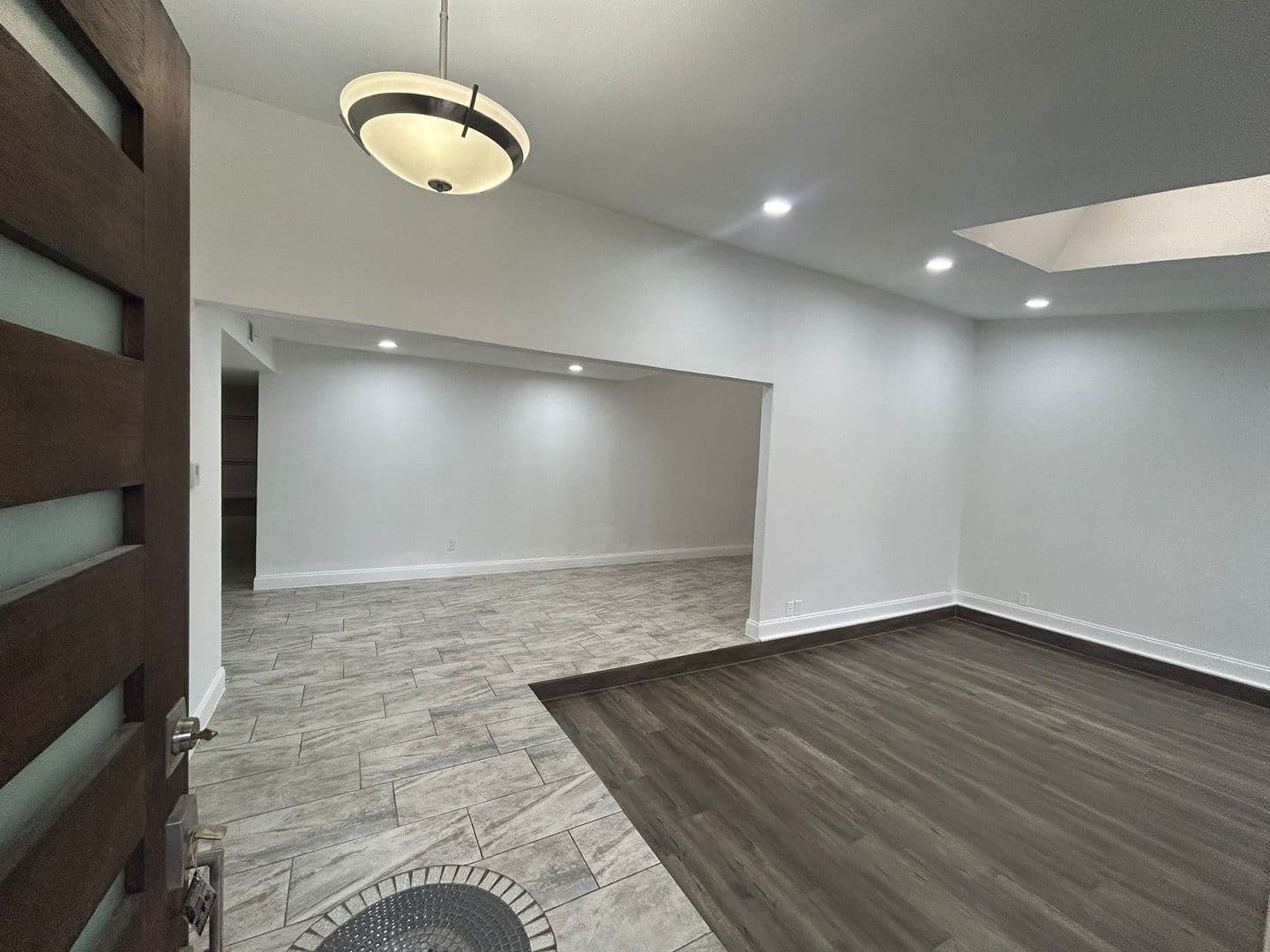 GARLAND House: 2905 SPRING BROOK DR