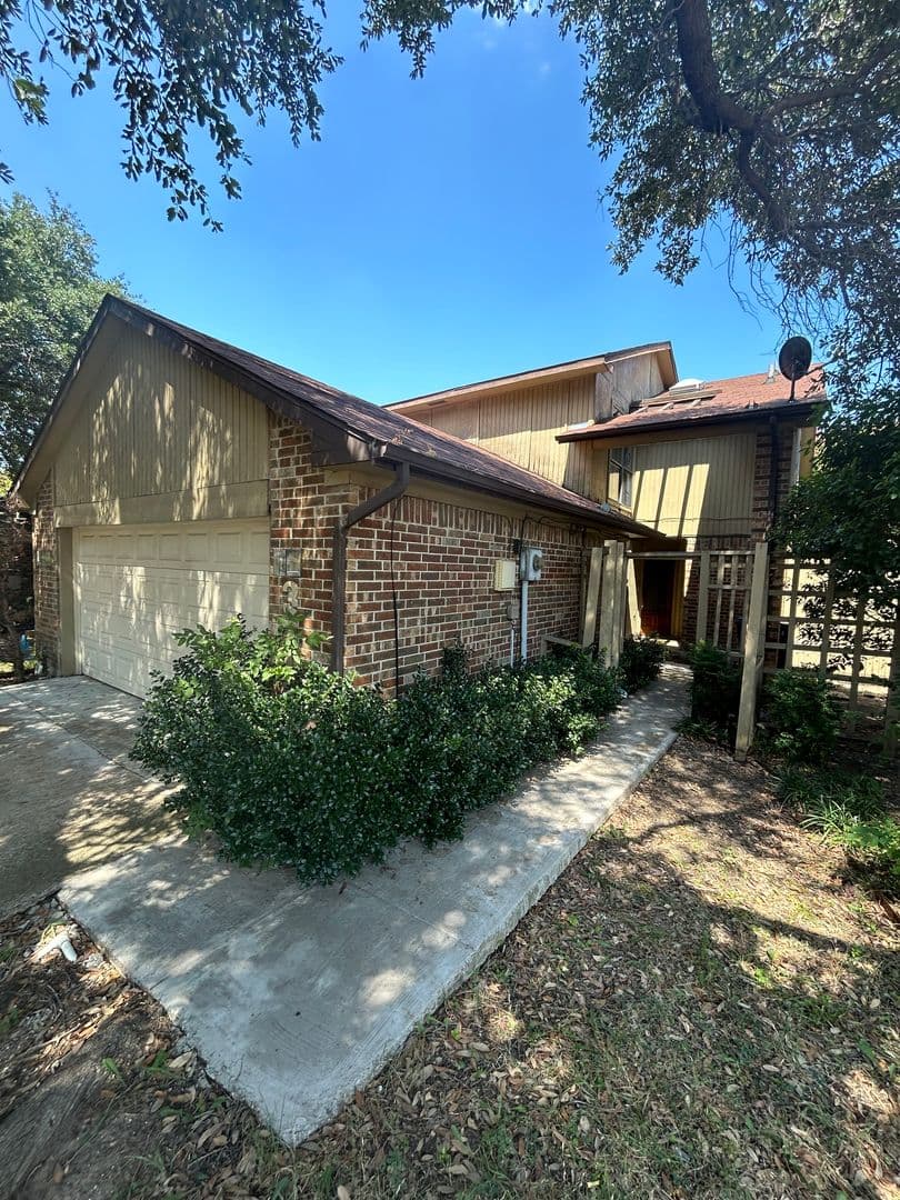 GARLAND House: 3712 PULSAR DR