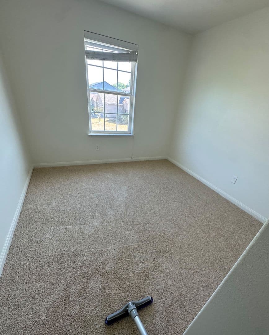 DALLAS House: 14112 INDIAN WELLS RD