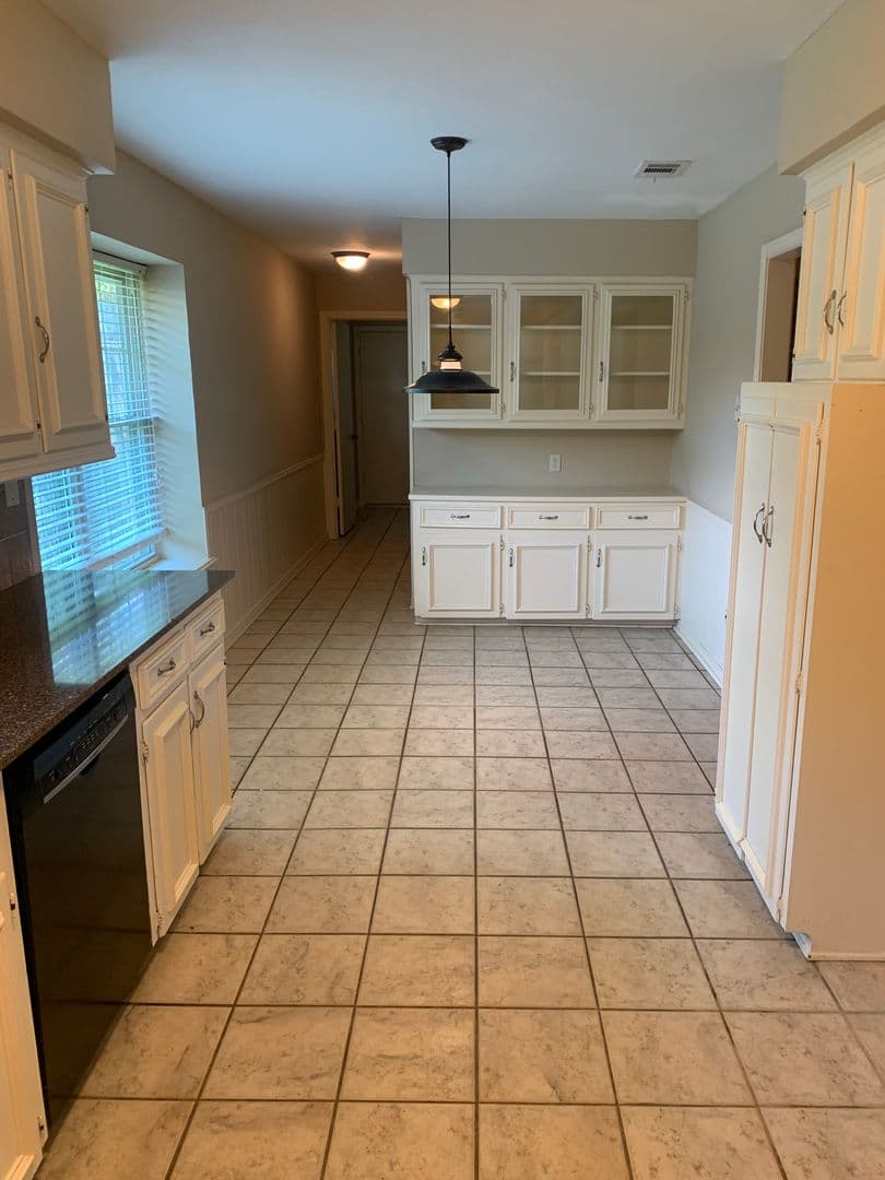 GARLAND House: 209 BELLMEADE DRIVE