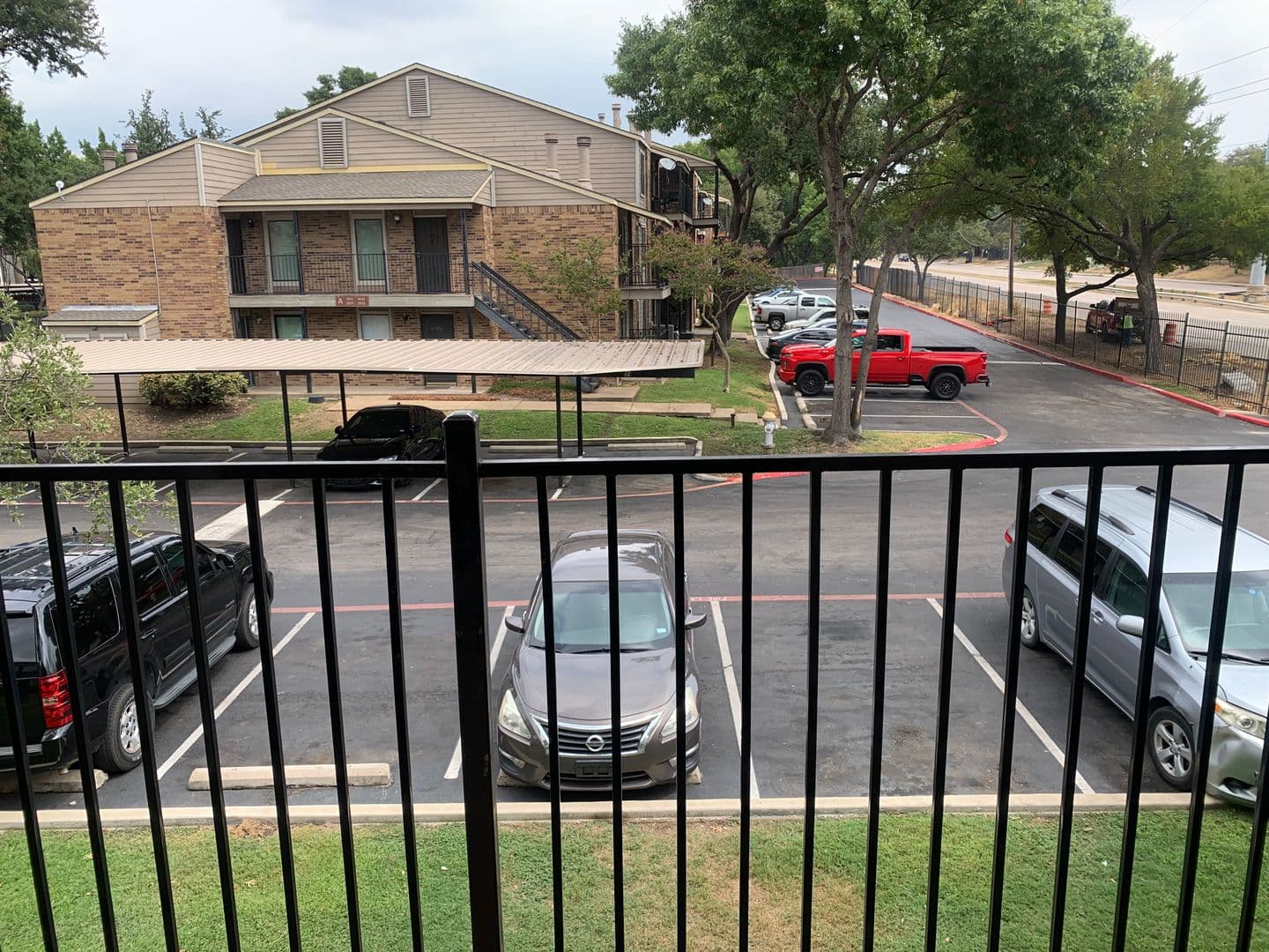 DALLAS House: 8109 SKILLMAN ST