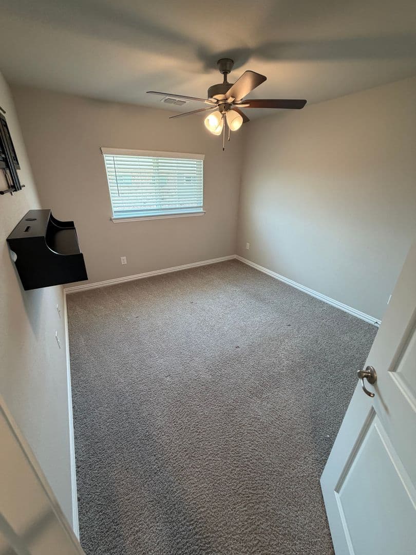 MESQUITE House: 2940 BLUETS DR