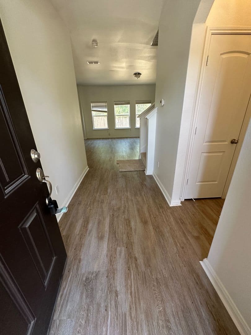 DALLAS House: 14112 INDIAN WELLS RD